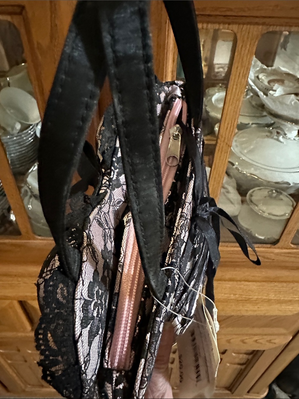 Y2K Delicates Elegant Black Lace Pink Bustier Handbag - Picture 4 of 8
